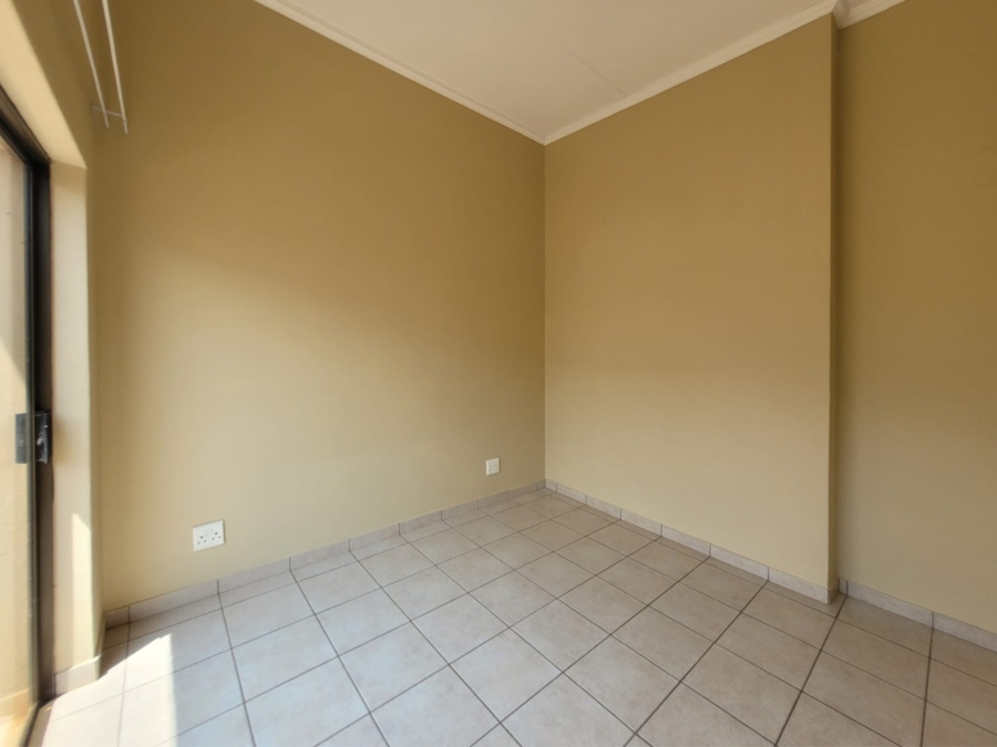 To Let 3 Bedroom Property for Rent in Kosmos North West